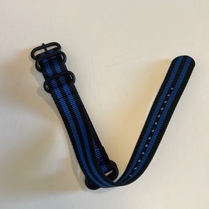 Nato style watch strap band in blue and black stripes 21 mm